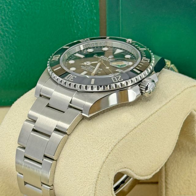 Rolex Submariner 126610 LN Image 7